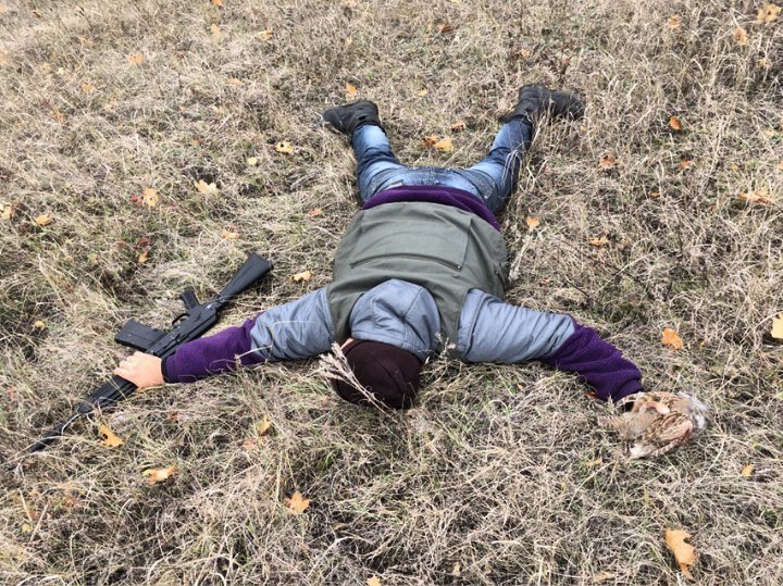 куропатыч в левой руке:)