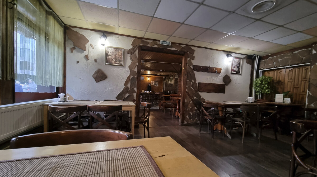 "Чебуречная", интерьер второго зала