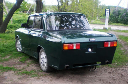 Необычный тюнинг Москвича