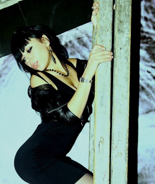 Певица Люсьен Lucien