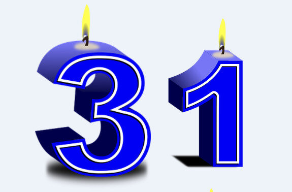 красные цифры на темнофоне. цифра 31. красивые красные цифры. цифра 31 ледяная. 31 числа будет.