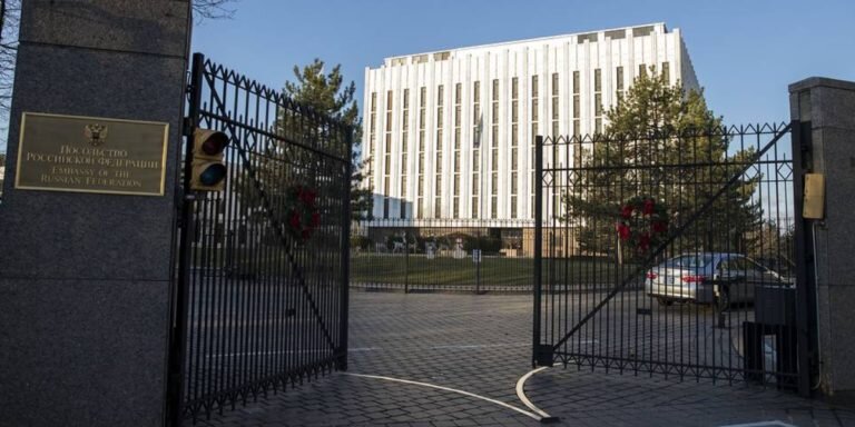 Фото: EPA-EFE/SHAWN THEW / https://tass.ru/mezhdunarodnaya-panorama/5067663