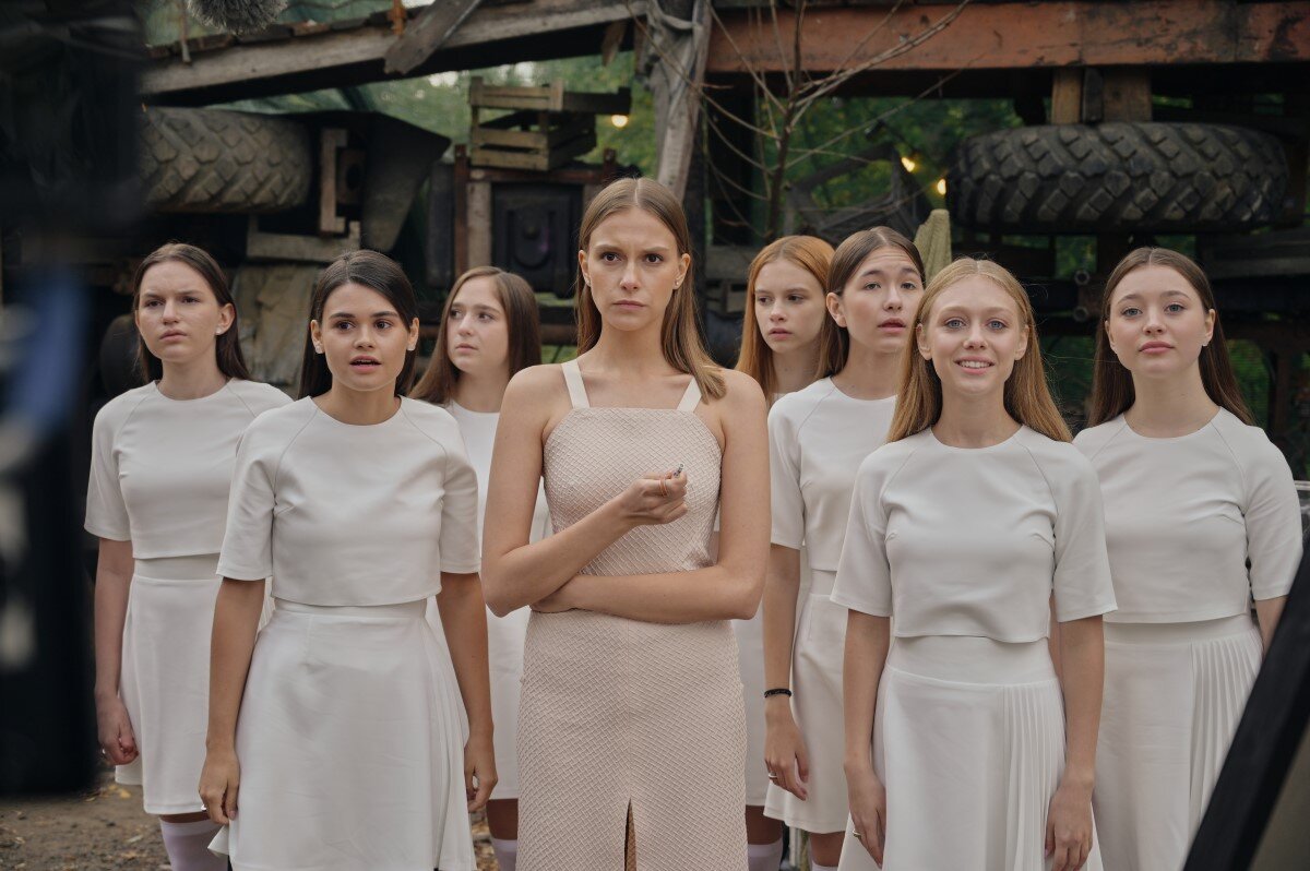    Сериал Два холма