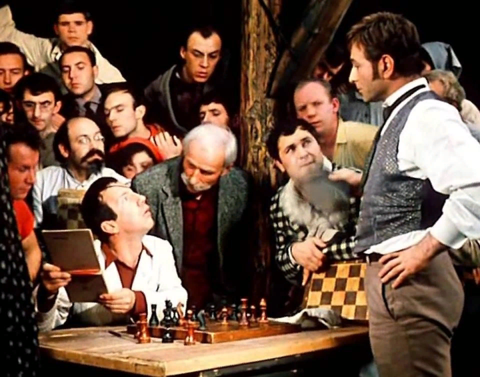 Кадр из фильма "Двенадцать стульев".