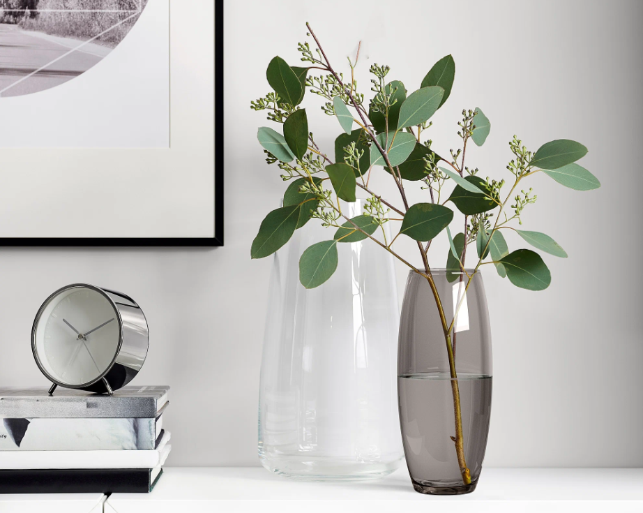 Вот так будет смотреться композиция из стеклянной вазы и сухоцветов у вас дома