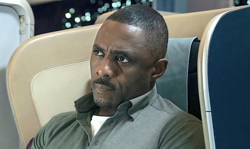 Кадр сериала «Захваченный рейс»