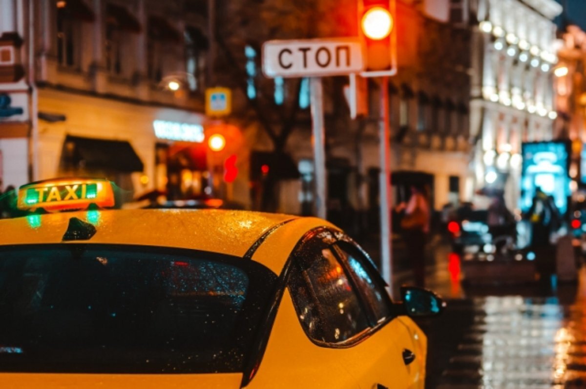   В Петербурге резко подорожают услуги такси