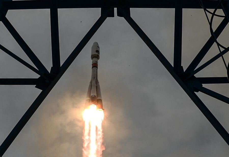    Запуск ракеты-носителя «Союз-2.1б» с разгонным блоком «Фрегат» и автоматической станцией «Луна-25» © Григорий Сысоев/РИА Новости