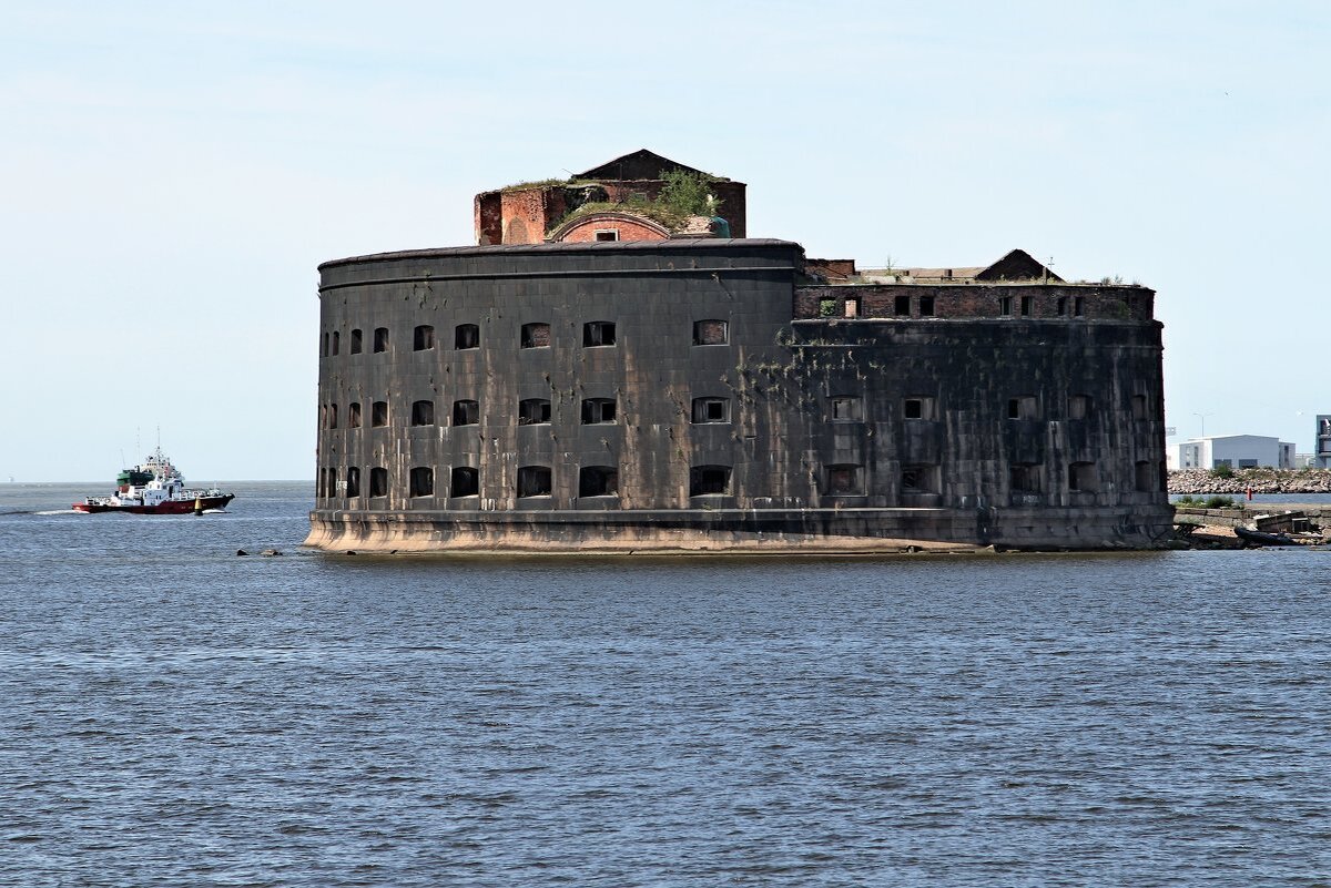 Пушкарь территория форт константин лита фото