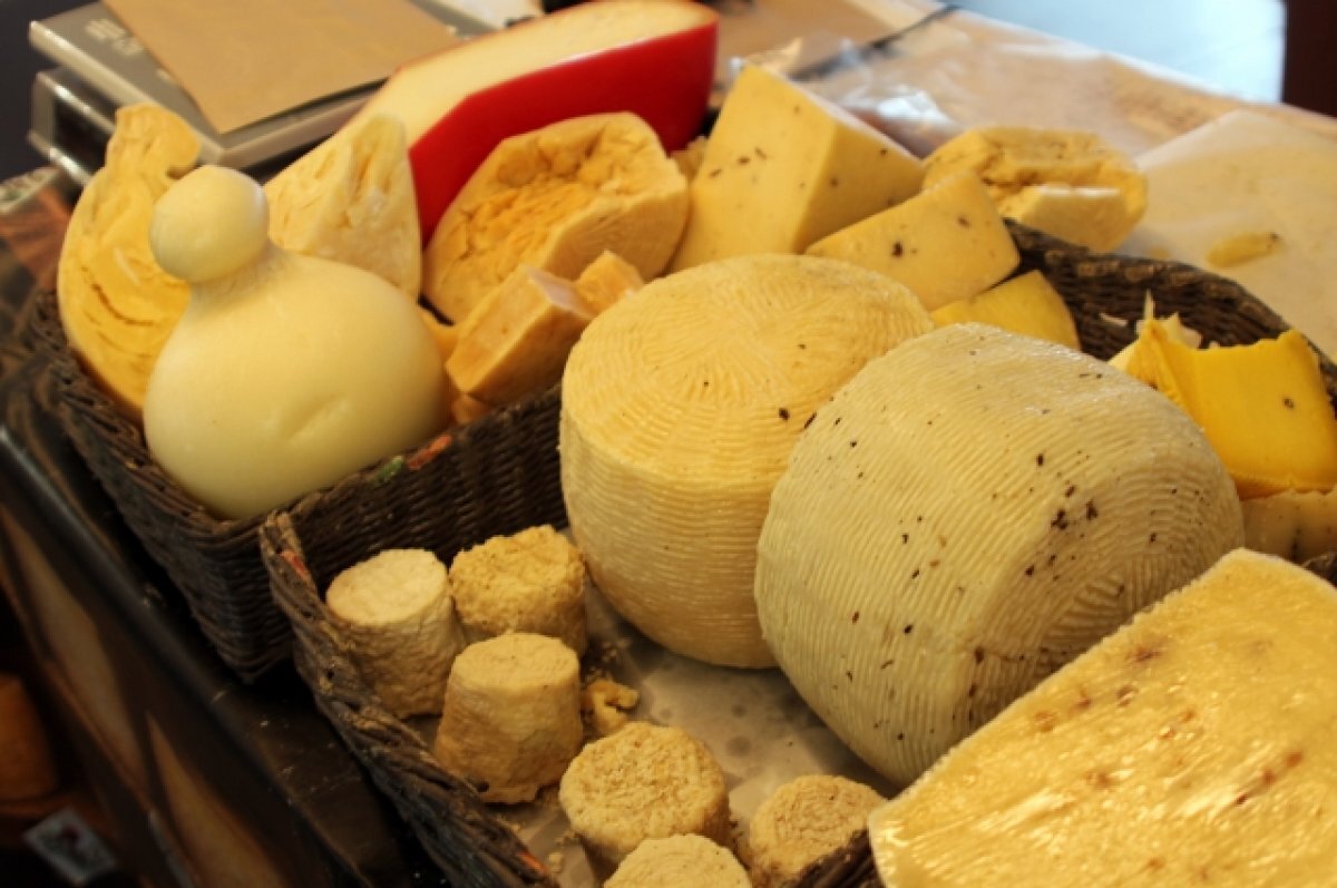    Итальянские сыровары начали чипировать свою продукцию