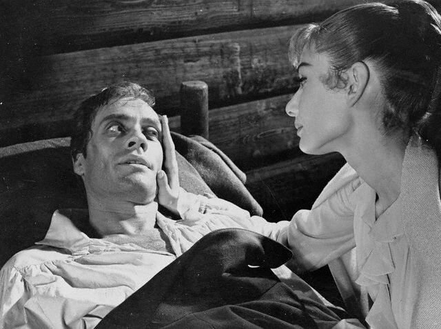 Мел Феррер и Одри Хепбёрн. Фото с сайта КиноПоиск