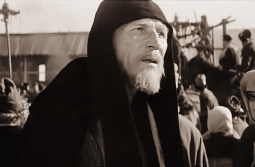 Иван Лапиков в фильме «Андрей Рублев» (источник фото: liveinternet.ru)