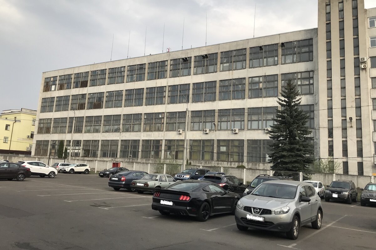 На парковке в центре Минска. 