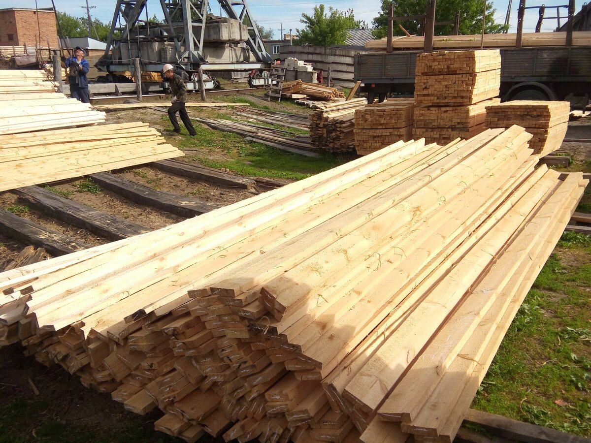 Продукция предприятия: брус, дощечки облицовочные, дощечки тарные, древесина деловая, дрова, пиломатериалы качественные, рейки, срубы. 
Телефон: 8 (84157) 7-59-86, 8 (84157) 7-57-12