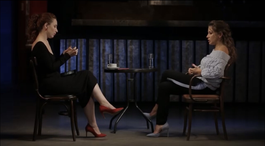 А поговорить? 