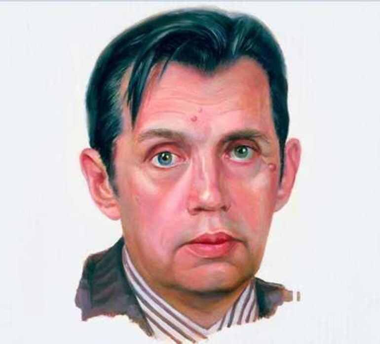 Известный советский поэт, переводчик. Годы жизни - 1932-1994