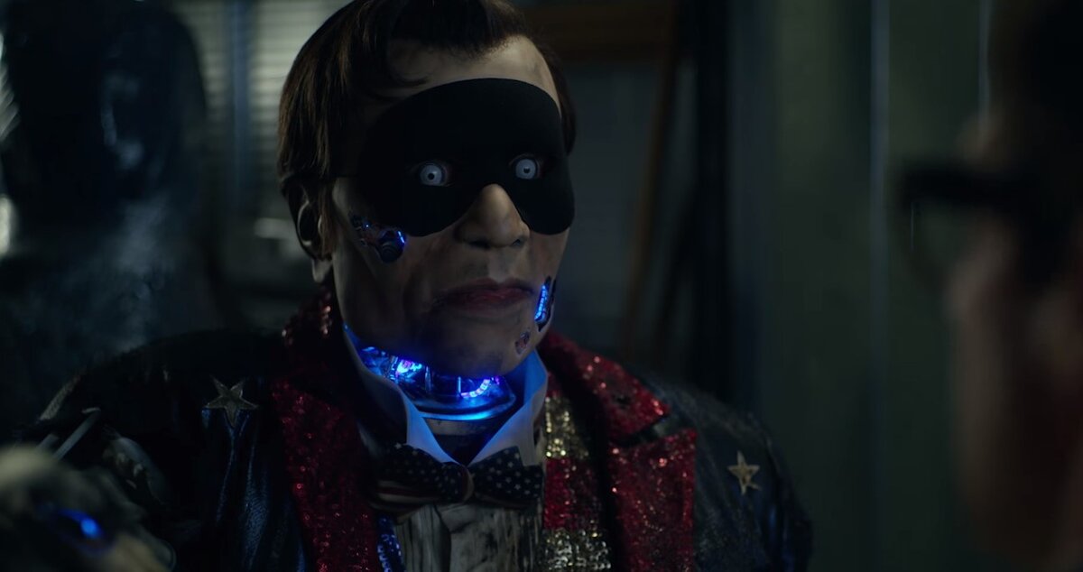 кадр из фильма "Бархатная бензопила"