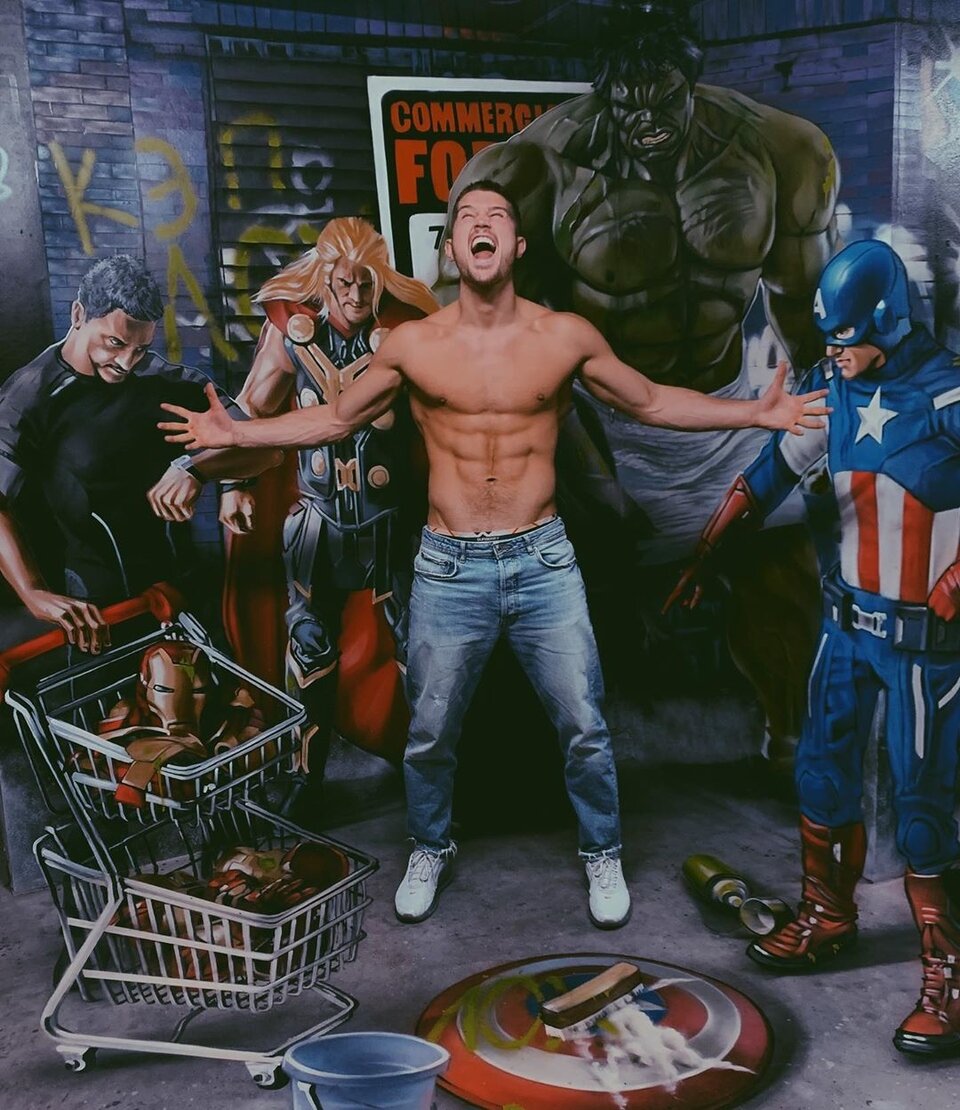 Рому Гриценко поймали на краже в магазине
Фото: Instagram 