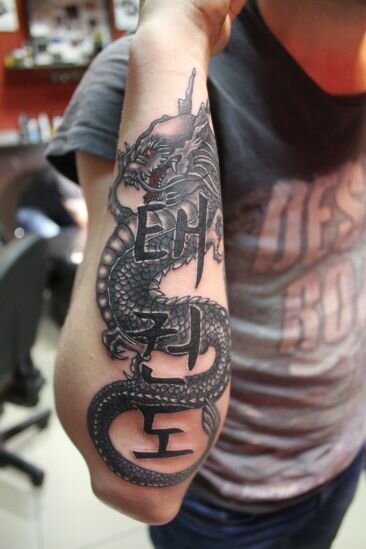 Значение татуировки дракон (фото), что значит тату дракон