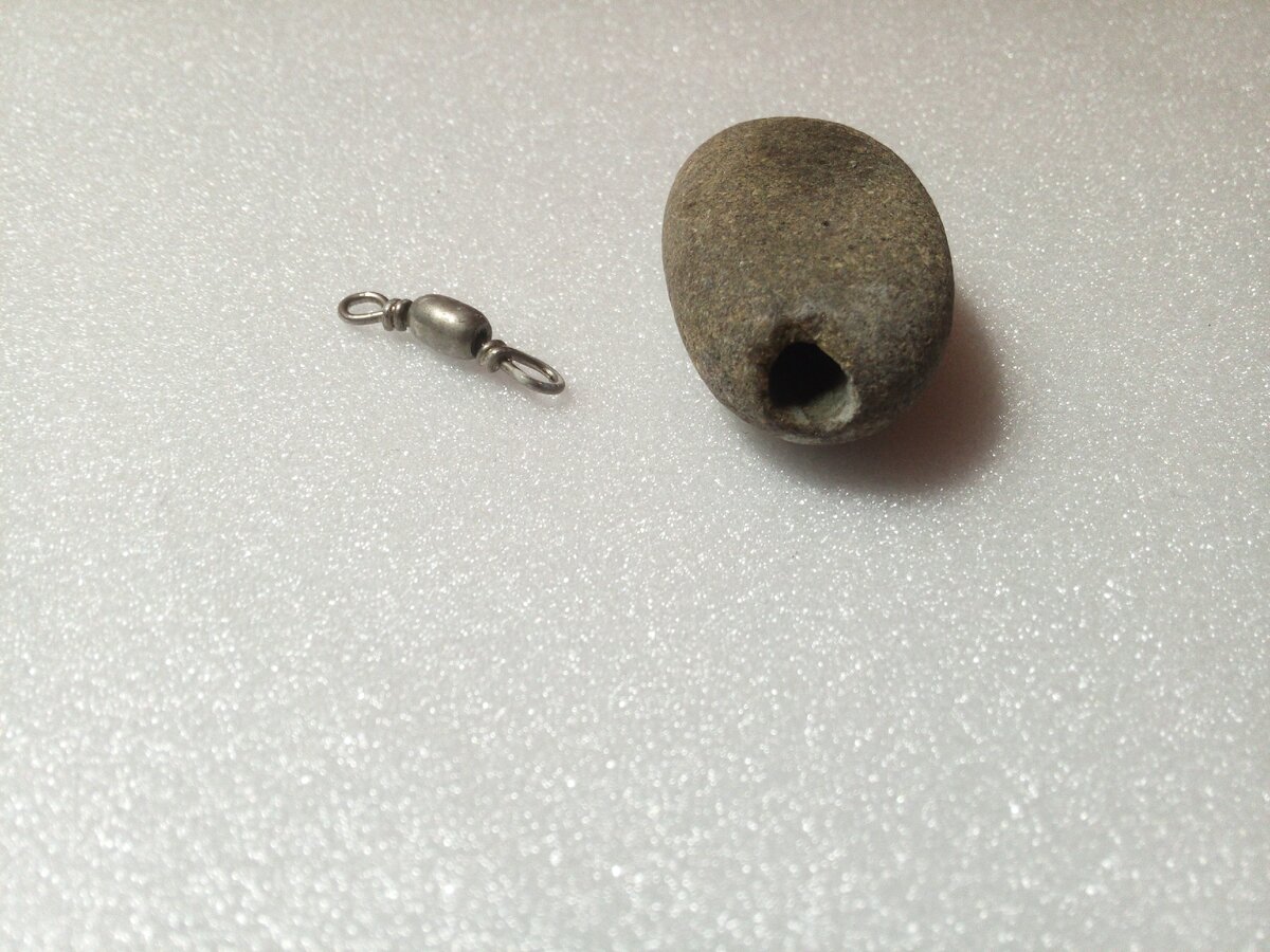 Отверстие не должно быть слишком маленьким.