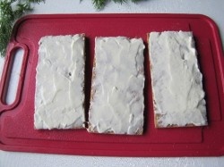 канапе с сыром и икрой
