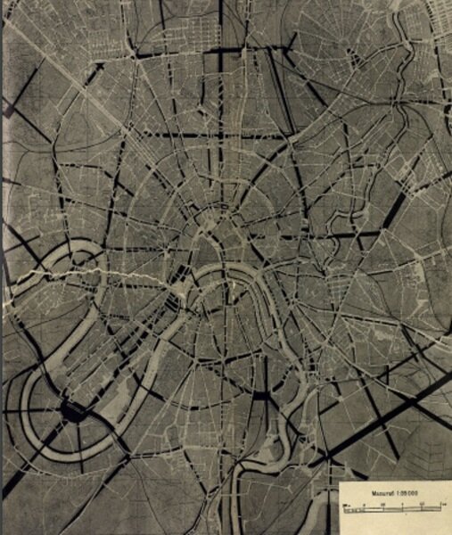 Чёрным цветом обозначены магистрали, которые планировалось построить. Изображение из сборника "Реконструкция Москвы" от 1936 года