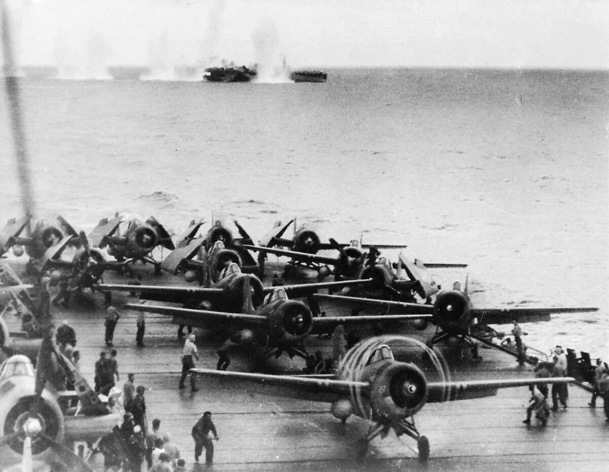 Сражение в заливе лейте. Сражение в филиппинском море 1944. битва в заливе лейте 1944 год. разгром японского флота у о лейте филиппины осень 1944 г. битва в заливе лейте.