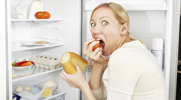 Картинка взята для развлечения. Кушать мучное уж точно не стоит