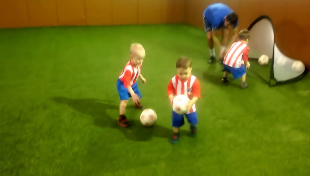 Так мило всё начинается.