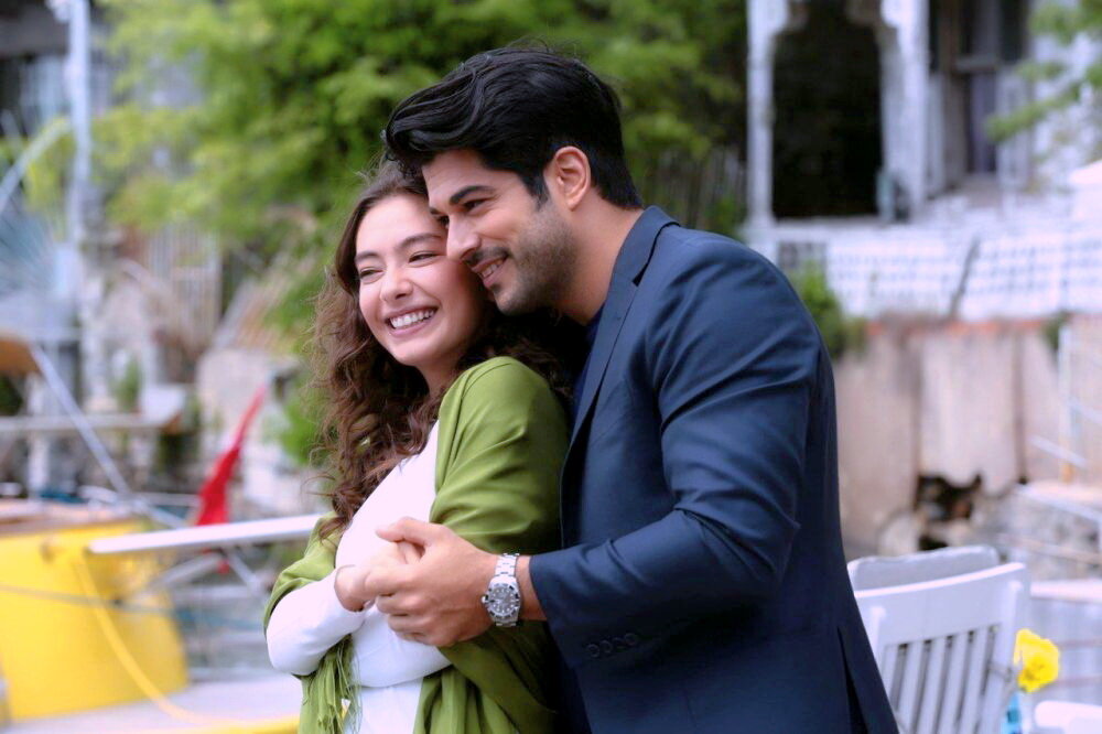 кадр из сериала "Незаконченная любовь"