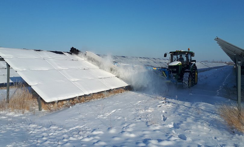 https://ecotechnica.com.ua/energy/solntse/5109-effektivno-ochistit-solnechnye-batarei-ot-snega-pomozhet-novaya-razrabotka-sunbrush.html