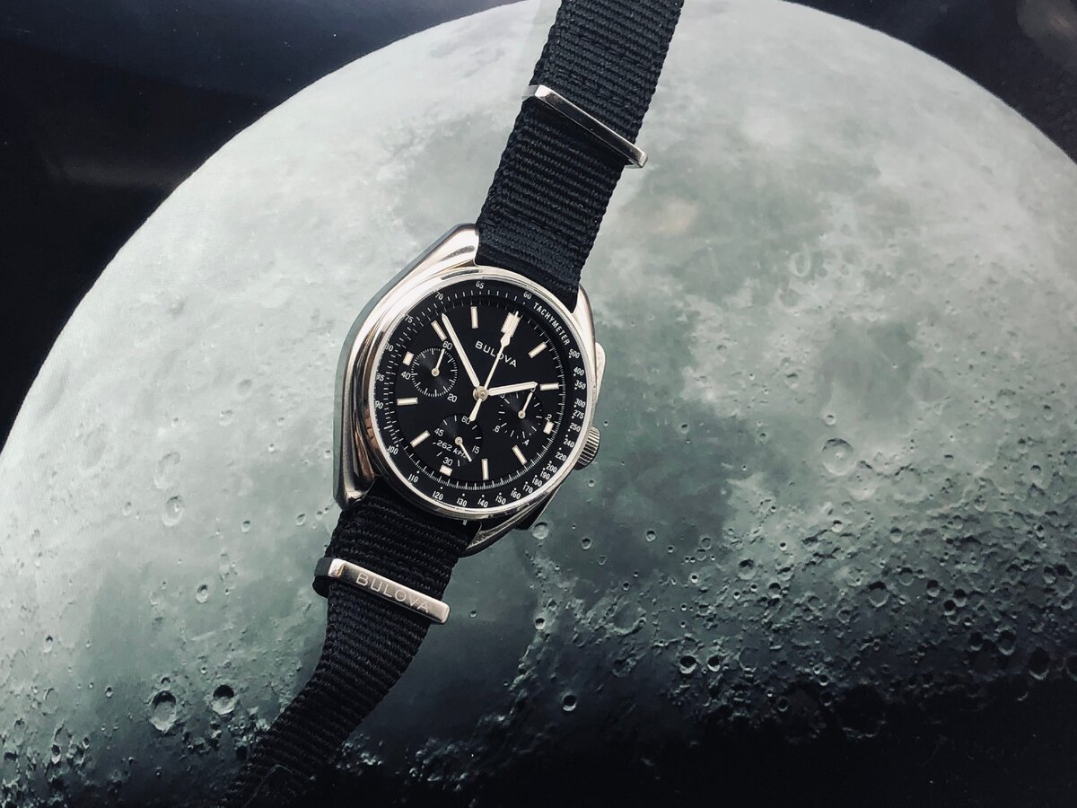 96A225 специальный выпуск LUNAR PILOT CHRONOGRAPH