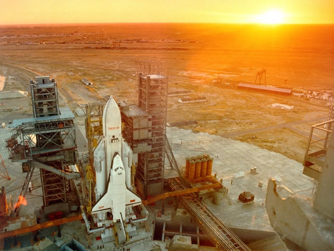 https://varlamov.me/2018/buran/00s.jpg