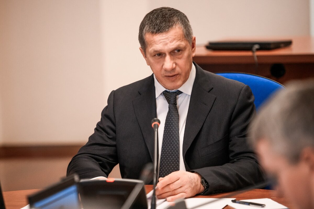 sakha.gov.ru Юрий Трутнев работает в Якутии 