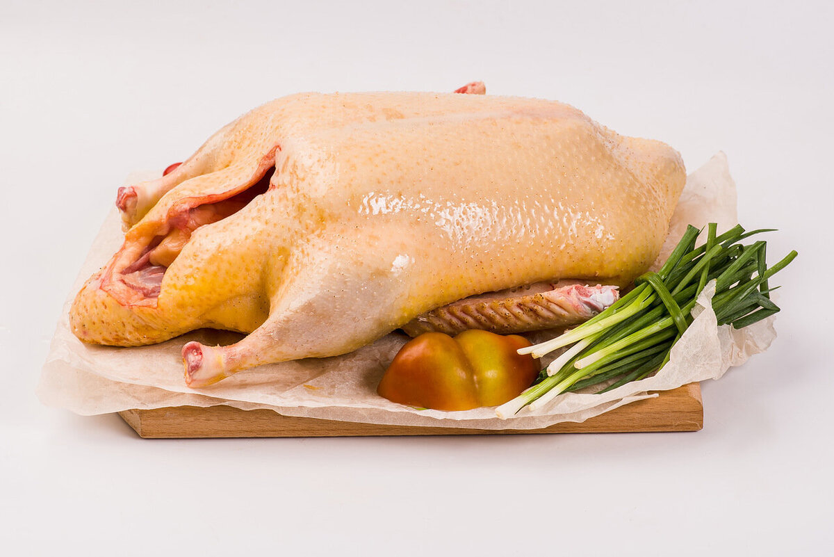 В духовку идти еще не готовы, как натрем смесью абхазской аджики с соевым соусом и майонезом, только тогда