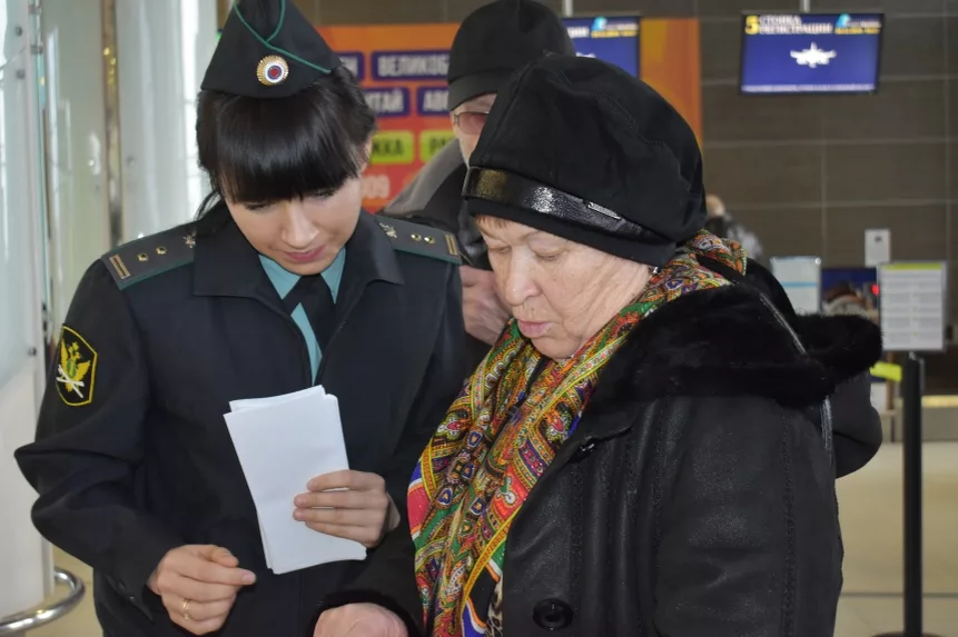 Долг судебным приставам пенсионеров. Пенсионер ФССП. Социальная поддержка пенсионеров УИС. Удержание пенсии судебными приставами у пенсионеров в 2022 году.