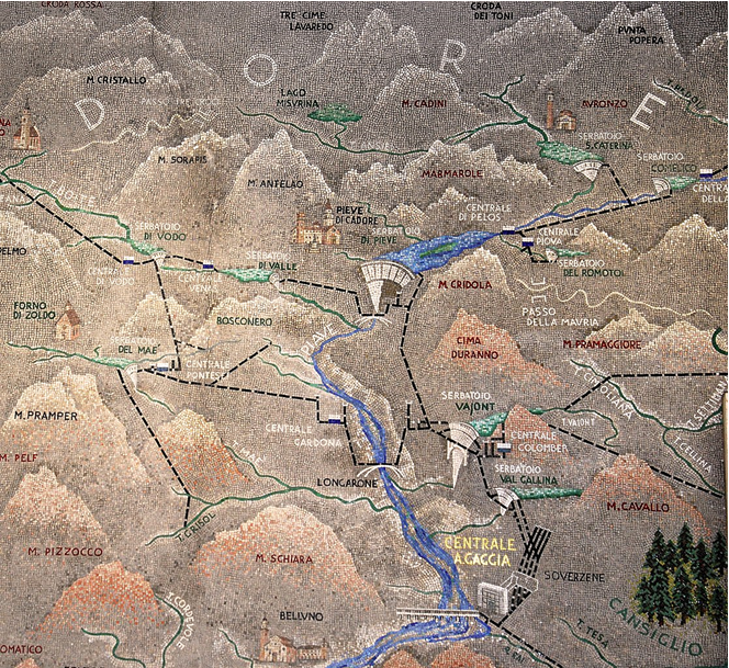 Фрагмент мозаики у входа на электростанцию Соверзене. Здесь представлен комплекс плотин, туннелей и электростанций. Источник: upload.wikimedia.org