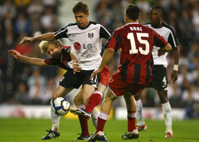 Матч раунда плей-офф Лиги Европы, между Фулхэмом и Амкаром