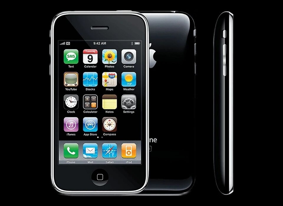 iPhone 3GS. Год выхода: 2009
