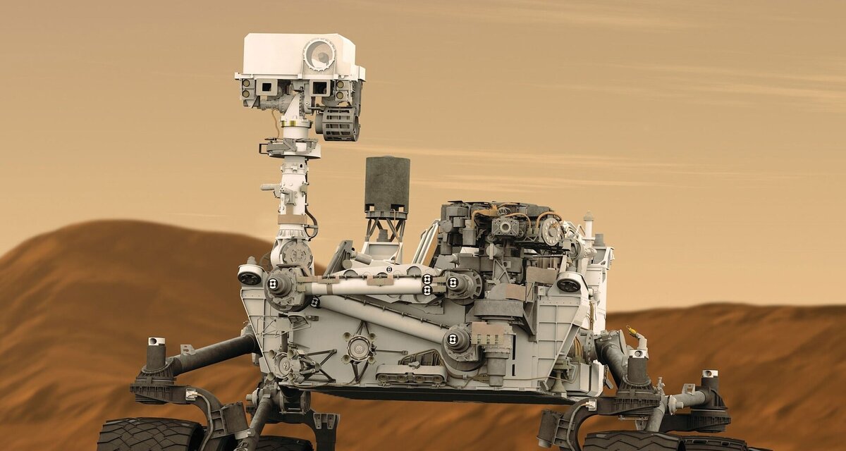     Уникальные снимки Curiosity демонстрируют, как далеко Марс находится от Земли