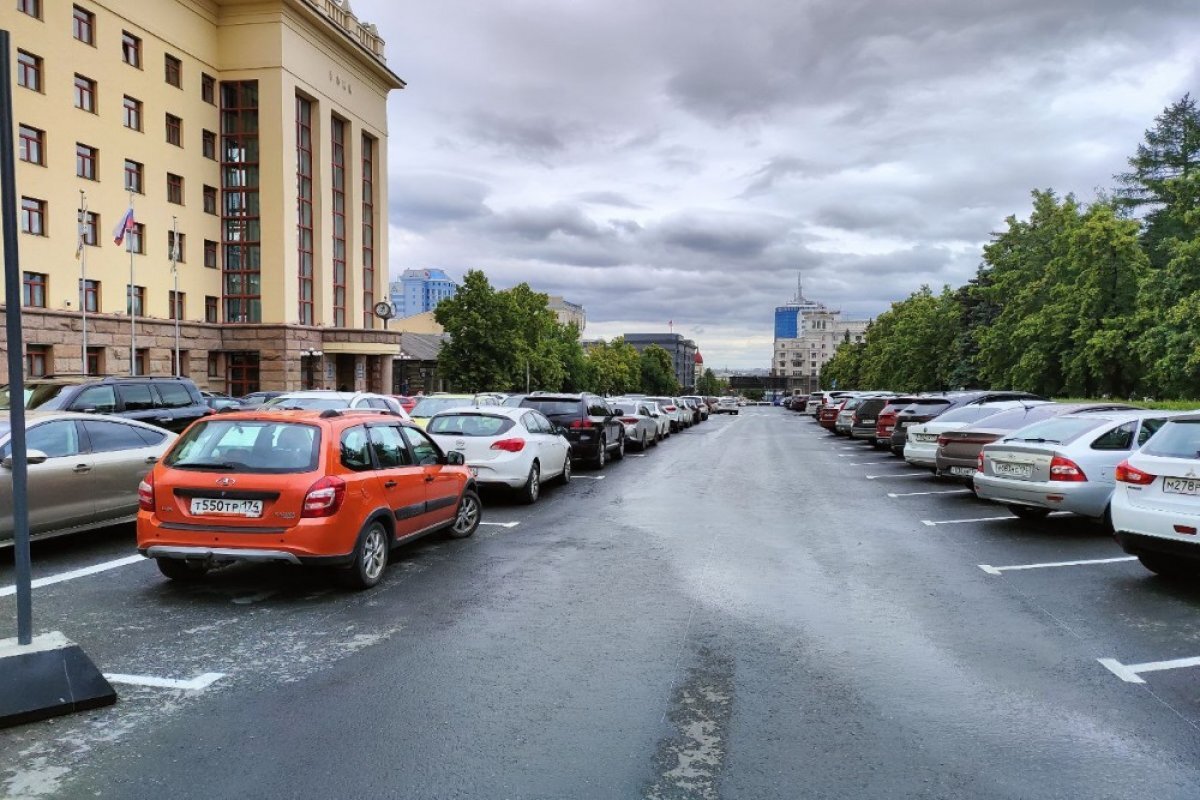 Челябинск платные. Парковки. Автомобильная парковка. Платная парковка. Территория платной парковки.