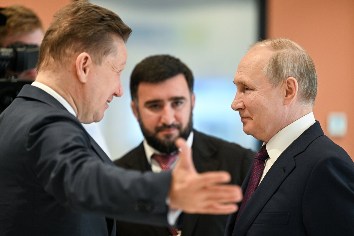 Владимир Путин и Алексей Миллер. 2023 год.