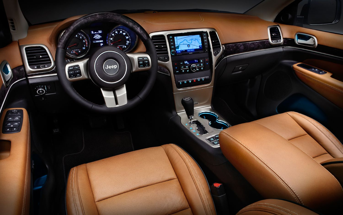 салон Jeep Grand Cherokee 