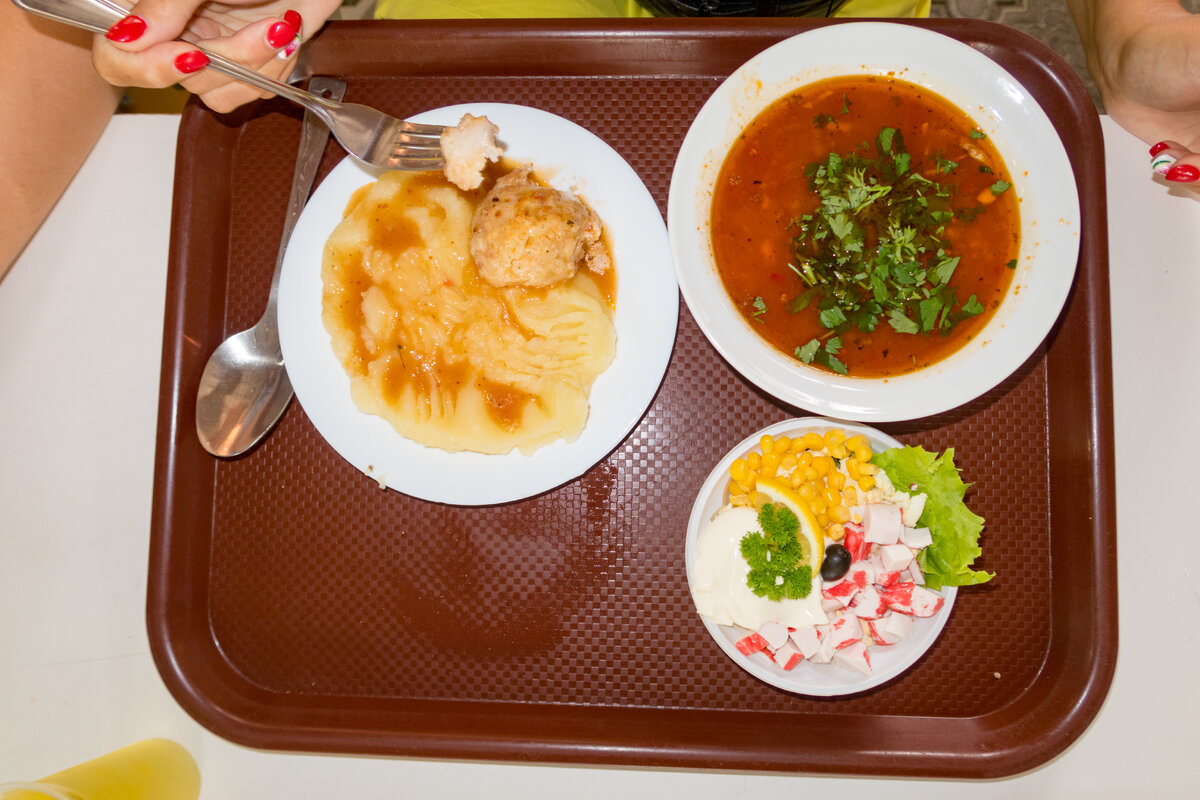 Евпатория где поесть вкусно и недорого. Кафе джеваль евпатория. Кафе в евпатории на набережной фрунзе. Этно ресторан джеваль евпатория. Столовая лето евпатория.