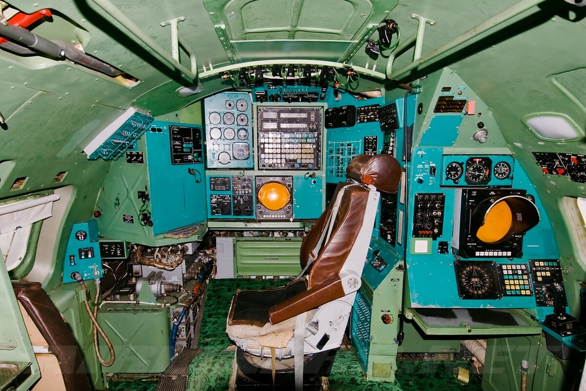Место штурмана в самолете ТУ-95МС