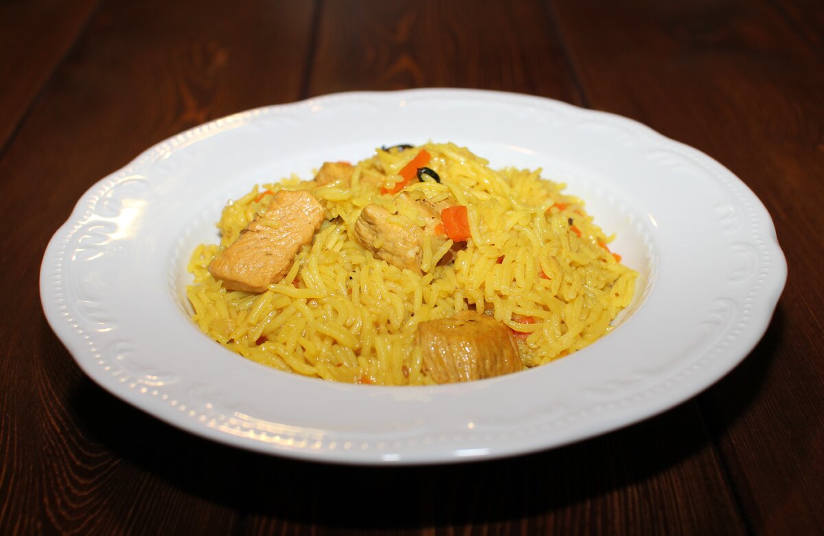 Диетический плов с индейкой