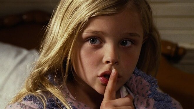 Юная Хлоя Грей Морец в фильме "Ужас Амитивилля" 2005 г.