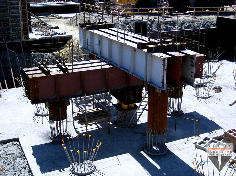 Фотография  балочной системы для статических испытаний свай