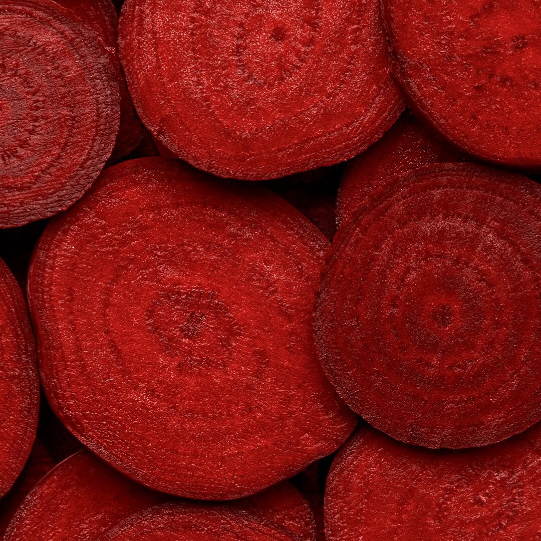 В нашей семье все без исключения любят свёклу. Готовим мы из этого овоща много.  Но вот нежность вкуса передается именно этим блюдом.