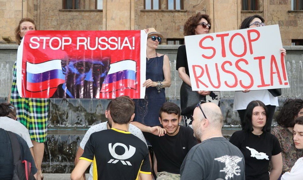 Протесты против России \ ТФ